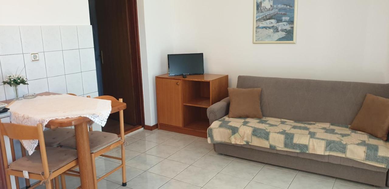Apartments L.Z. สตารีกราด-ปาเคลนีซา ภายนอก รูปภาพ